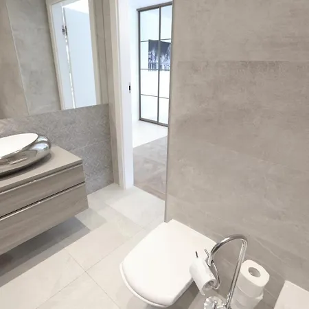 Luxury - Old Town - River -wawel Apartment Krakow